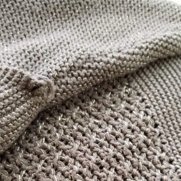 Sweater - Picture 2 of 7